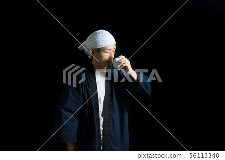 Mr. Tsuji Mr. Tsuji 56113340
