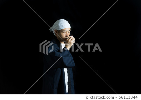 Tsuji先生 56113344