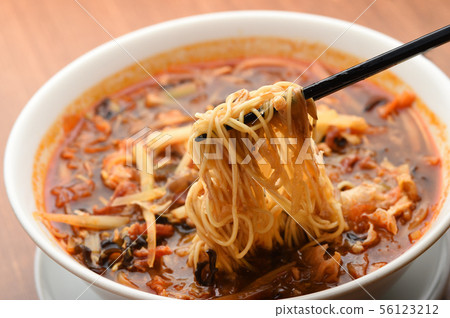 Suiyu-yu麵條中國食物 56123212