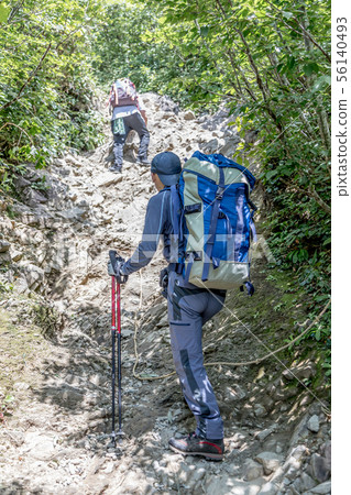 登山徒步旅行高級 登山徒步旅行高級 56140493
