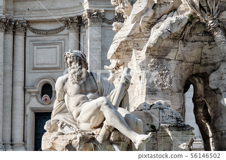 Fountain at Piazza Navona in Rome 56146502