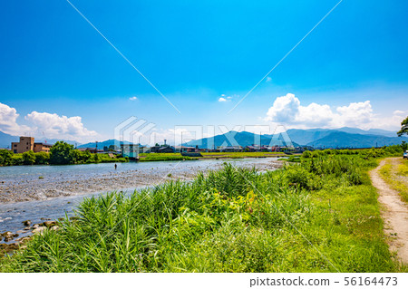 Uonuma市的Uono河 56164473