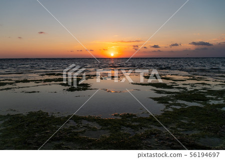 Ugu（長浜海灘）長崎海灘的黎明 56194697