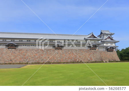[Ishikawa Prefecture] Kanazawa Castle under sunny weather 56208577