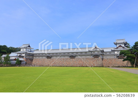 [Ishikawa Prefecture] Kanazawa Castle under the clear sky 56208639