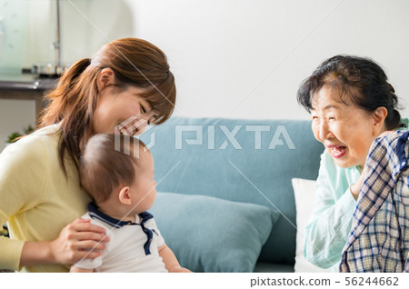 媽媽 母親 男生 56244662