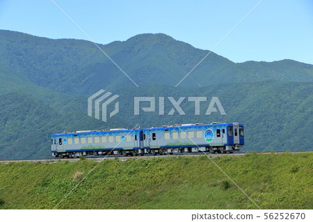 乘坐Koumi線/ HIGH RAIL 1375試運行（Yatsugatake Kogen Line） 56252670