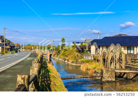 Asakura Triple watermill large mural is inactive [Asakura City, Fukuoka Prefecture] 56253250