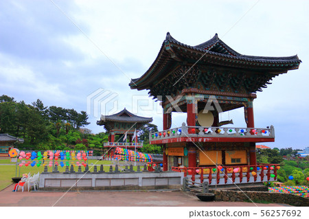 Yakchunsa Temple, Temple, Temple, Hanok, Tile, Eaves, Lantern, Yakchunsa Temple, Temple, Temple, Hanok, Tile, Eaves, Lantern, 56257692