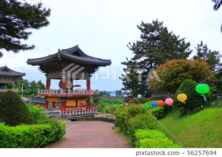 Yakchunsa寺，寺廟，寺廟，韓屋，瓷磚，屋簷，燈籠， 56257694