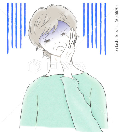 藍色face_hand在cheek_senior女人 56266703