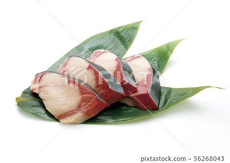 Yellowtail fillet 16 (with pass) Yellowtail fillet 16 (with pass) 56268043
