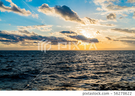 The sunset of the sunset The sunset of the sunset 56278622