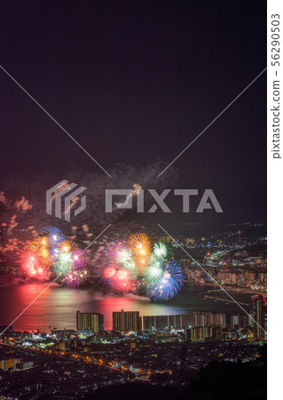 Lake Biwa fireworks from the Yumigaoka Observatory Lake Biwa fireworks from the Yumigaoka Observatory 56290503