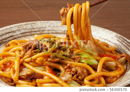 Yaki udon Yaki udon 56300570