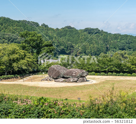 Stone stage Stone stage 56321812