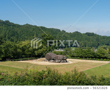 Stone stage 56321828