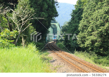 Tarumi鐵路Tarumi線，在Nabehara站附近，到4號新河大橋[Honsu City，Gifu Prefecture] 56386274
