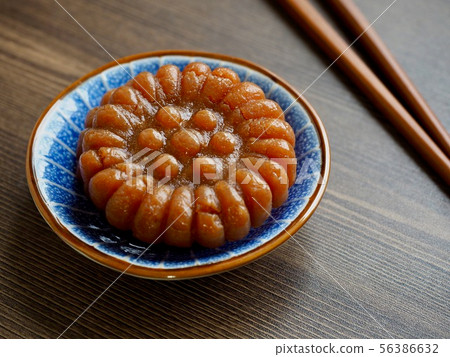 Korean traditional sweets, yakgwa and hangwa 56386632
