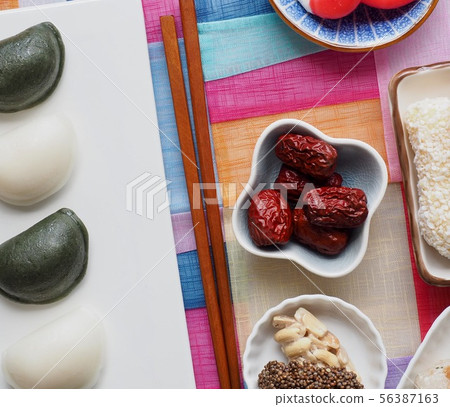 Korean Traditional Food Korean, Songpyeon, Assorted Fruits, Jujube, Sesame Gangjeong, Candy 56387163