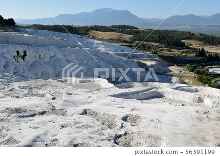 Drained Pamukkale Lime Shelf 56391199
