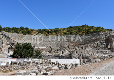 艾菲斯的圓形劇場 56391217