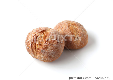 法國麵包黑麥麵包關閉白色背景 56402550