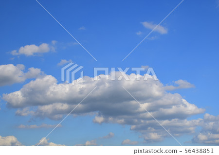 Flying Band Shaped Clouds A Group Of Flying Stock Photo 56438851 Pixta