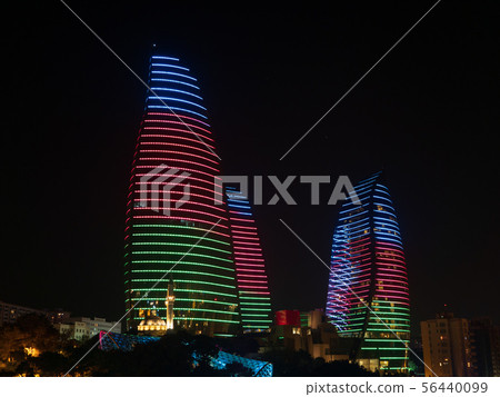 框架Towers_Baku_Azerbaijan夜視圖 框架Towers_Baku_Azerbaijan夜視圖 56440099