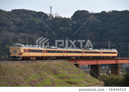 在Nippo Line上運行的485系列限量Nichirin 在Nippo Line上運行的485系列限量Nichirin 56448418