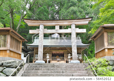 [Nyukawakami Shrine Shimsha] 1 Hase, Shimoichi-cho, Yoshino-gun, Nara 56452012