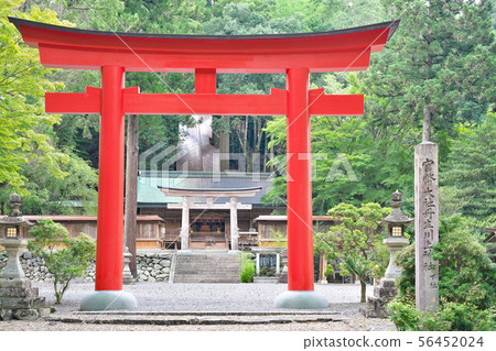 [Nyukawakami Shrine Shimsha] 1 Hase, Shimoichi-cho, Yoshino-gun, Nara 56452024