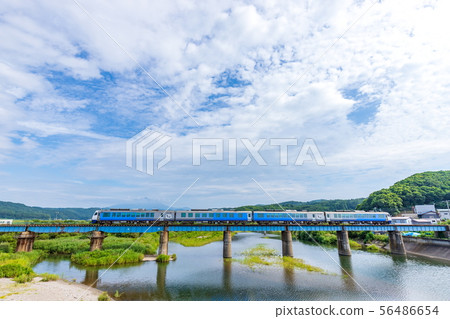 Gono Line across the Akaishi River Gono Line across the Akaishi River 56486654