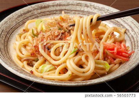 Grilled udon with soy sauce 56503773