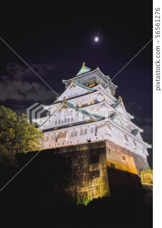 Night view of Osaka Castle Night view of Osaka Castle 56561276