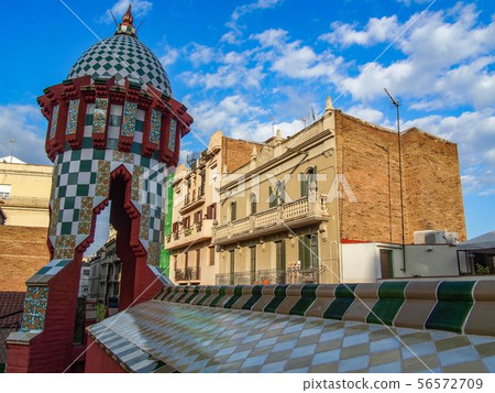 Casa Vicens 56572709