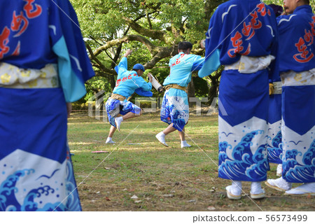 Authentic Tokushima Awa Dance Practice scene of a man dance just before the performance Authentic Tokushima Awa Dance Practice scene of a man dance just before the performance 56573499