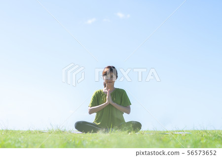 瑜伽 56573652