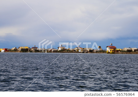 烏羅什群島 56576964