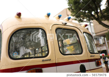 Bonnet bus Bonnet bus 56579478