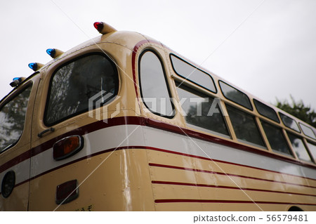 Bonnet bus Bonnet bus 56579481