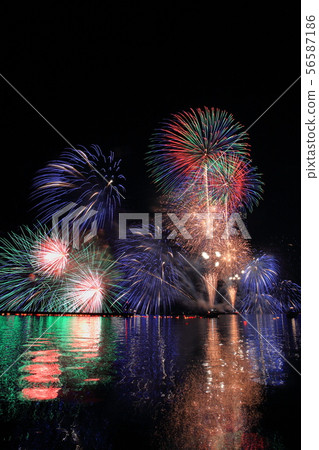 Miyazu lantern sink fireworks festival 56587186