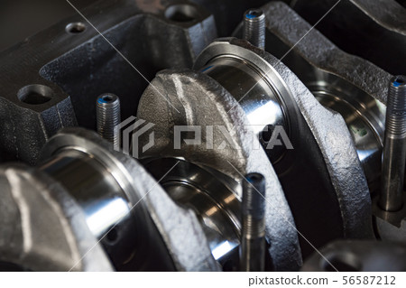 Crankshaft 56587212