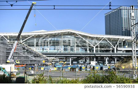 Tokyo cityscape in Japan See Takanawa Gateway Station under construction between Tamachi and Shinagawa Stations on Yamanote Line and Keihin Tohoku Line 56590938
