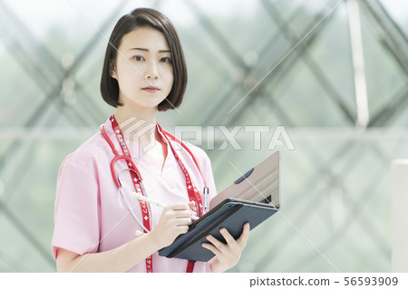 Medical image 56593909