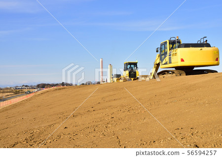 提升河堤施工現場 56594257