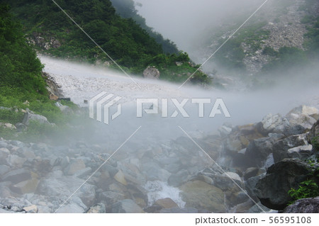 通往Kasugatake，北阿爾卑斯山的小池Shindo 56595108