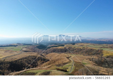Kuju mountain range-autumn- 56601265