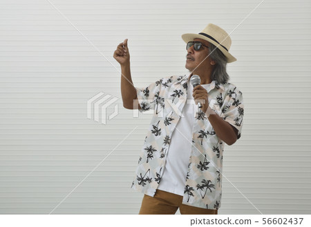 Summer holiday concept 56602437