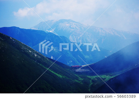 Road to Kasugatake in the Northern Alps View of the mountains of Unnohira from the longitudinal track 56603389
